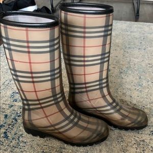 Burberry Classic Nove rainboots